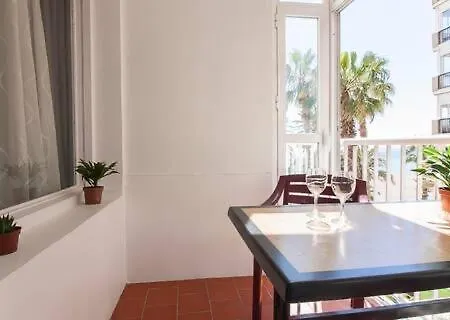 Living Malagueta With Parking Free Málaga
