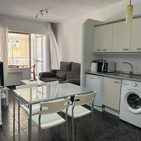 Living Malagueta With Parking Free Málaga